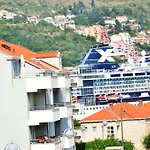 With Jungle Bathroom * Dubrovnik