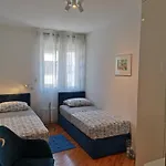 Apartmán With Jungle Bathroom