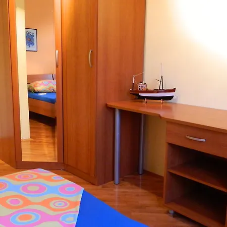 Apartment With Jungle Bathroom Dubrovnik
