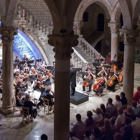 Daire With Jungle Bathroom Dubrovnik