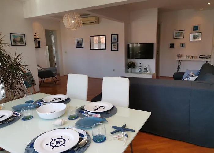 Appartamento With Jungle Bathroom Ragusa